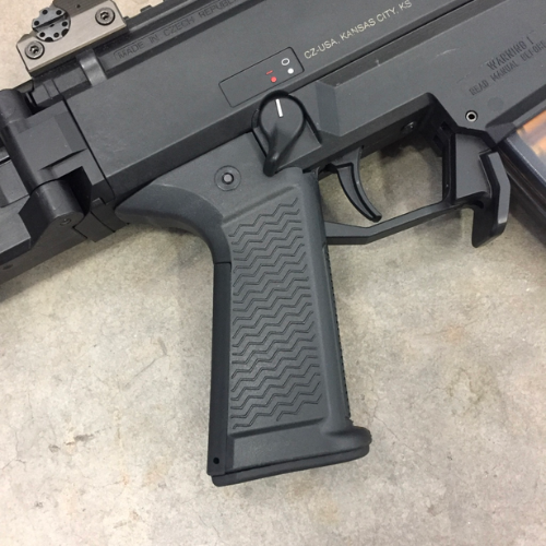 Yeti Wurks CZ Scorpion Evo 3 Switchback Grip, Black