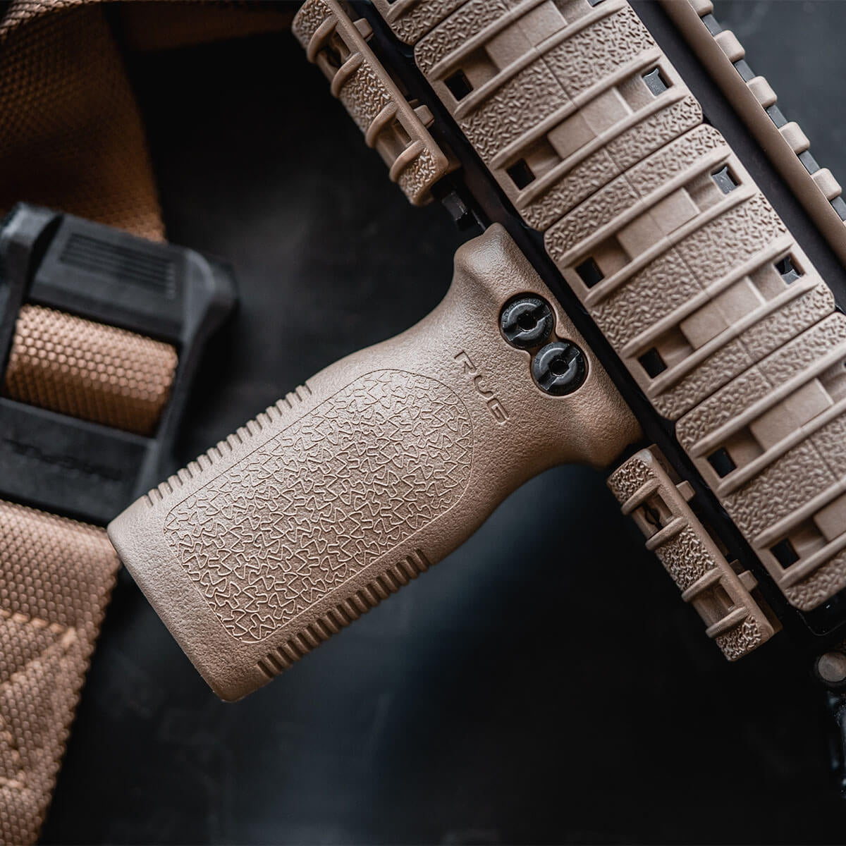 Magpul RVG® - Rail Vertical Grip, FDE