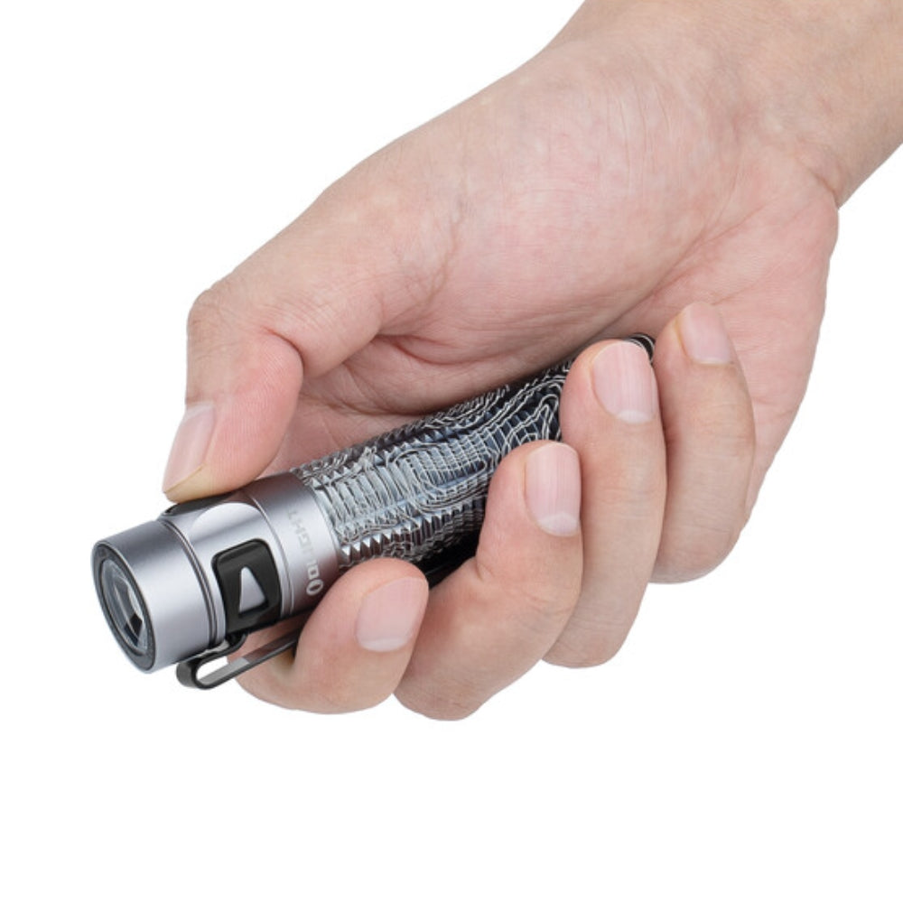 Olight Baton 3 Pro 1500 Lumens Rechargeable Flashlight (Limited Edition Silver Ridge)