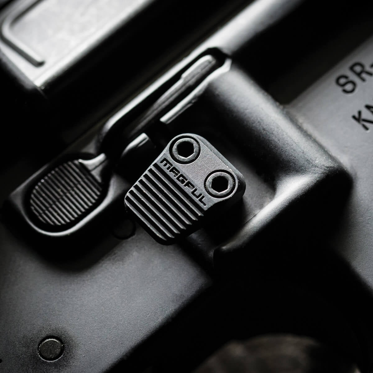 Magpul Enhanced AR Magazine Release (Black)